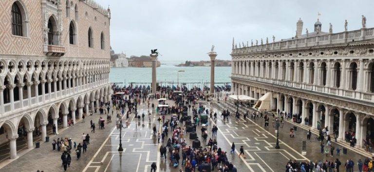 FREE WALKING TOUR: PERCHÉ HANNO COSÌ TANTO SUCCESSO?