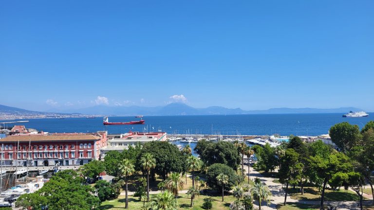 Visiting naples in May